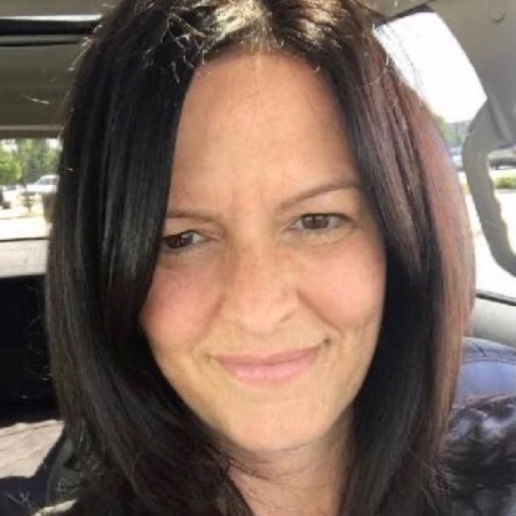 Meet your Posher, Erin - Picture 1 of 1